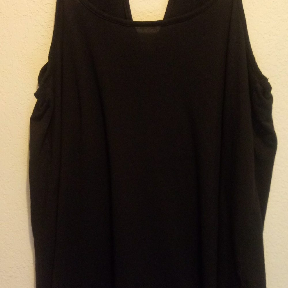 Open T-Back Tank Top - Picture 2 of 4